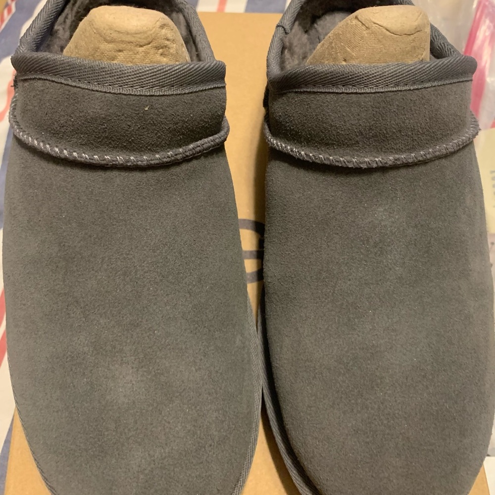 UGG Classic Gray Slippers - Picture 4 of 8